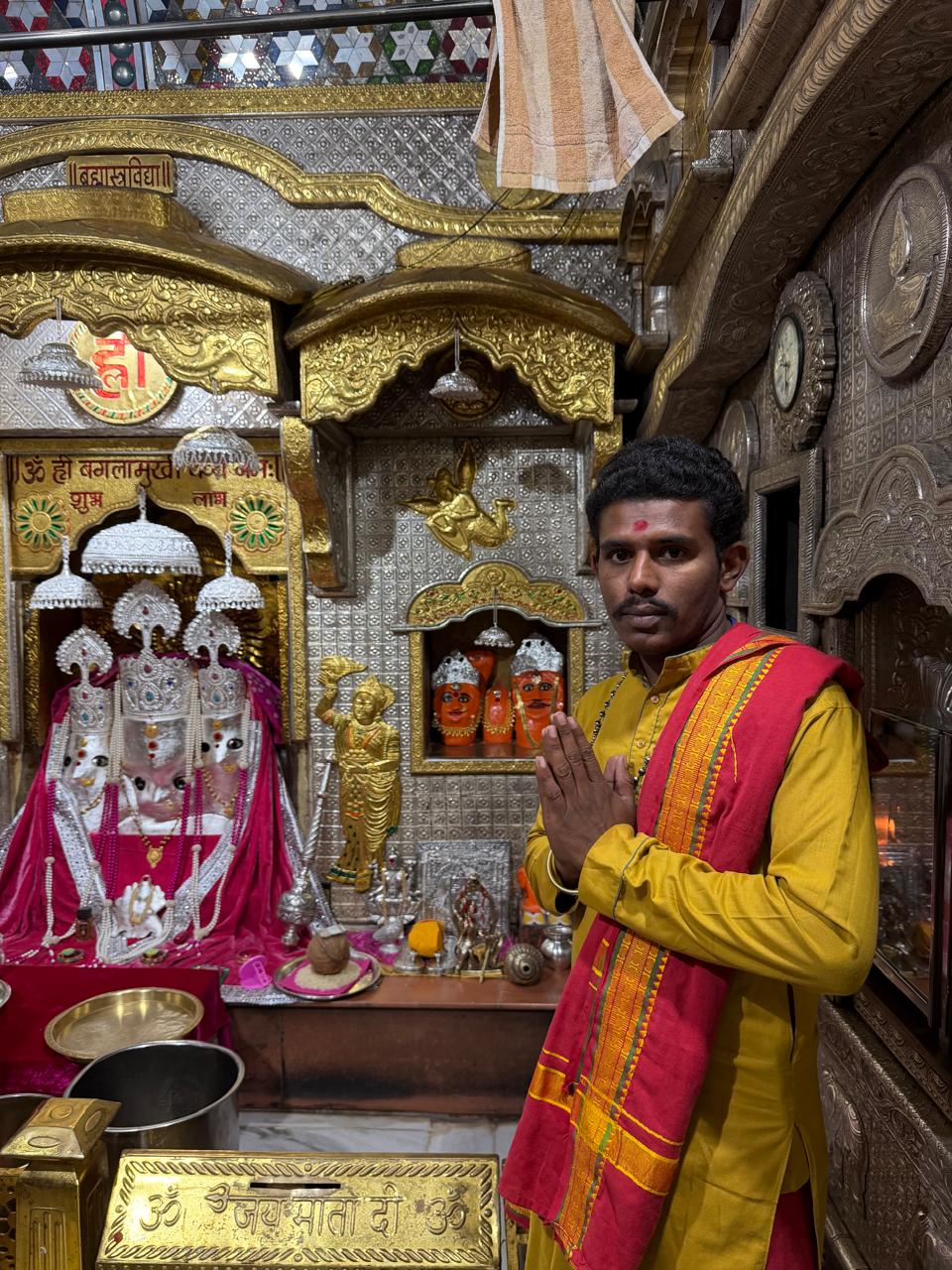 आचार्य पंडित लखन गुरु